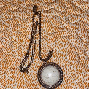 NWOT! Bronze necklace